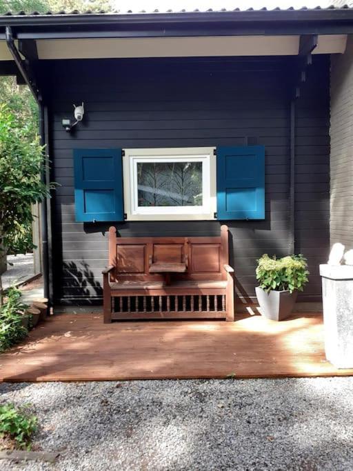 Comfortable Chalet In A Unique Location In Forest Essen ภายนอก รูปภาพ