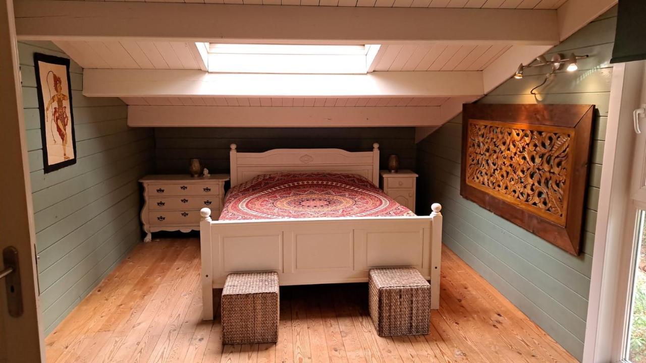 Comfortable Chalet In A Unique Location In Forest Essen ภายนอก รูปภาพ